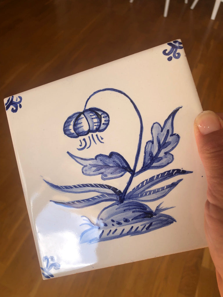Flower motif Handpainted azulejo glazed ceramic tile mural/ Backsplash /  Kézműves csempefal