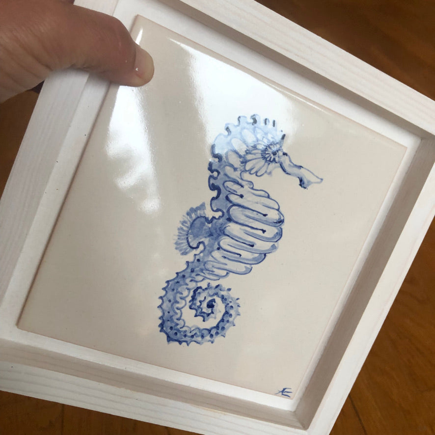 Seahorse motif Azulejo Handpainted Tile 15 cm x 15 cm /  Kézműves csempe