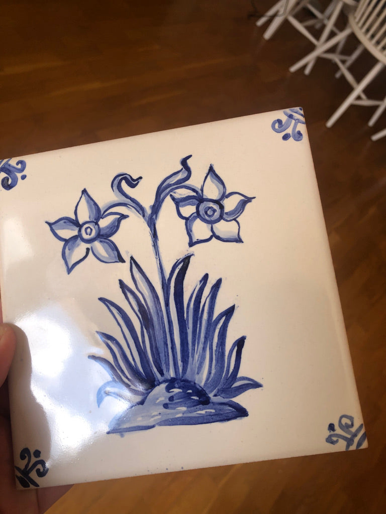 Flower motif Handpainted azulejo glazed ceramic tile mural/ Backsplash /  Kézműves csempefal