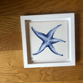 Hand-painted starfish motif tile /  Kézműves csempe