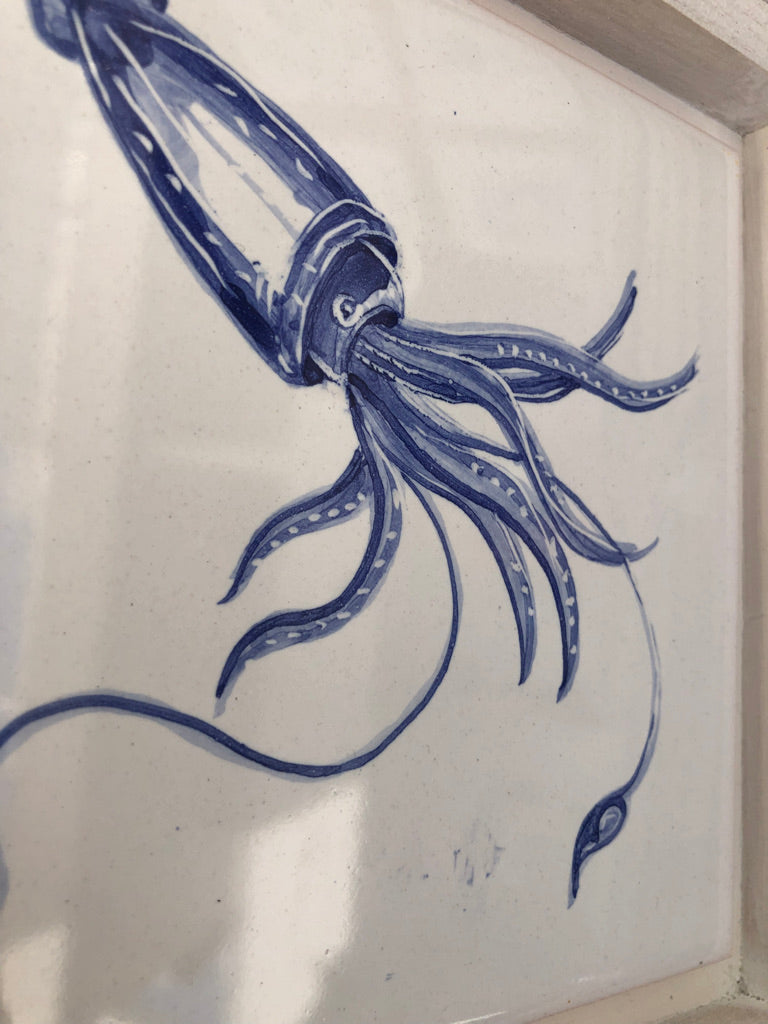 Squid Handpainted azulejo glazed ceramic tile 15 cm x 15 cm /  Kézműves csempe