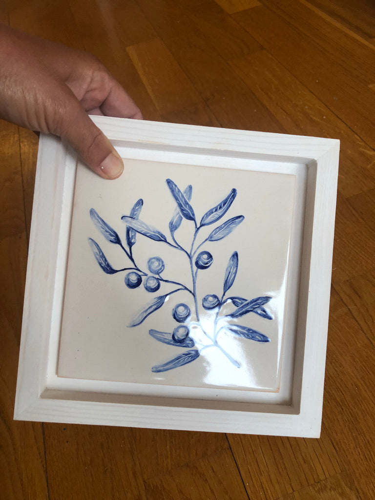 Olive branch Handpainted azulejo glazed ceramic tile 15 cm x 15 cm /  Kézműves csempe