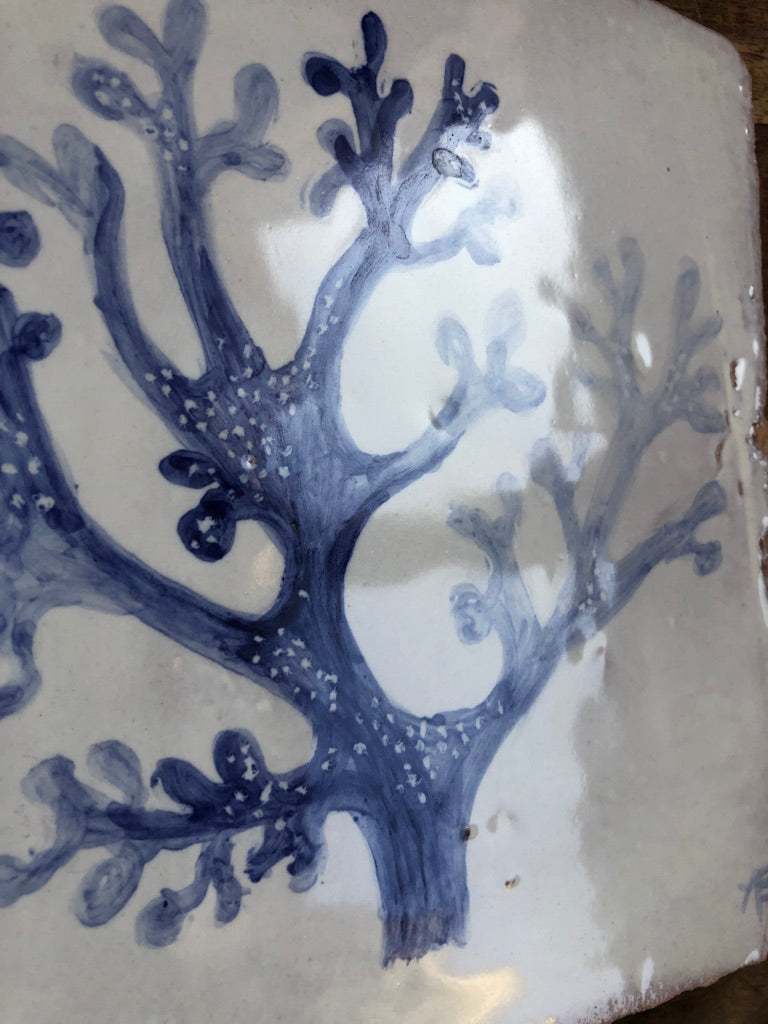 Blue coral-like branch design on a white background. Azulejo portuguese. Kézműves fali csempe.