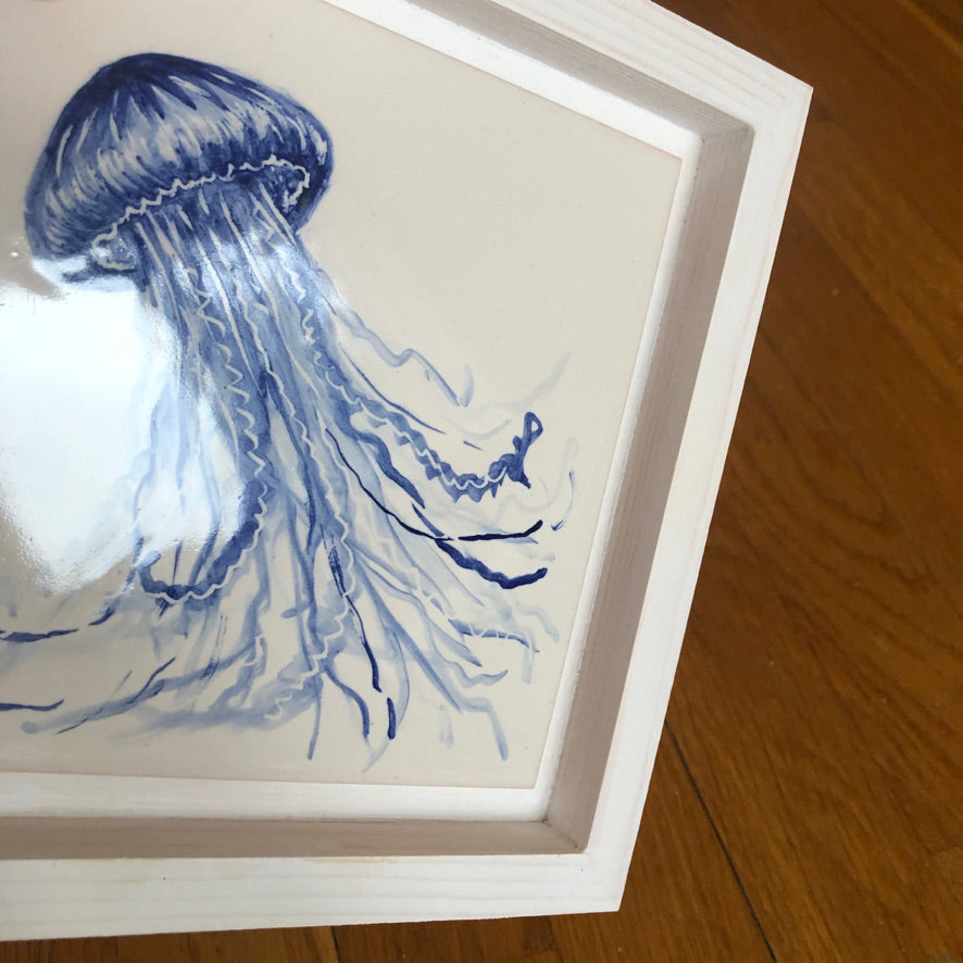 Jellyfish Handpainted azulejo glazed ceramic tile 15 cm x 15 cm /  Kézműves csempe