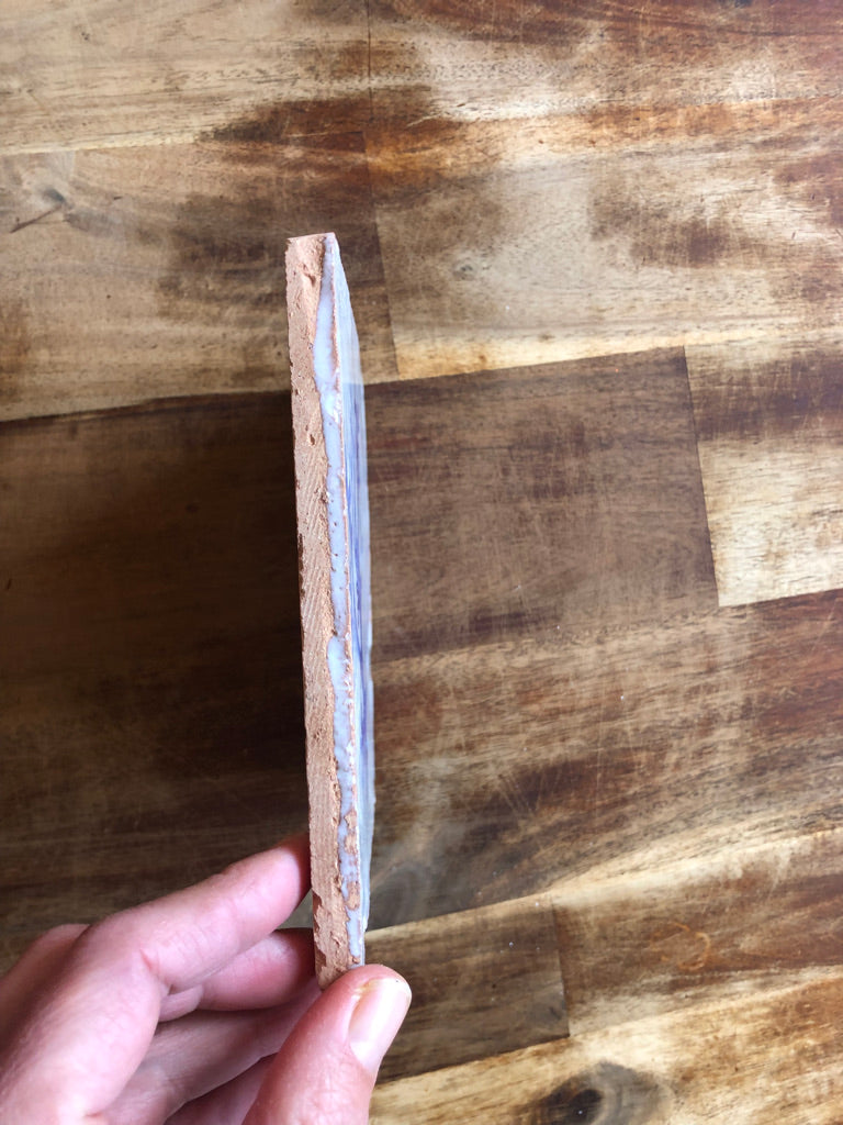 Hand-painted starfish motif tile /  Kézműves csempe